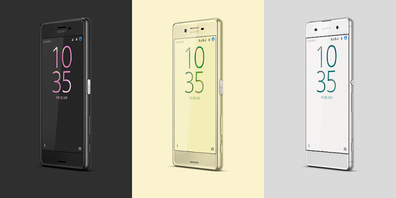 De izquierda a derecha, el Xperia X Performance, el XA y el X.